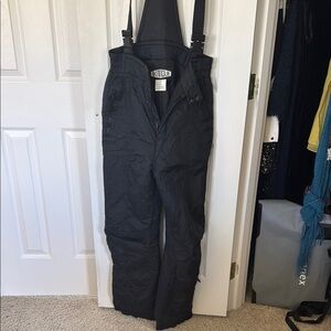 Skitique Black Jacket